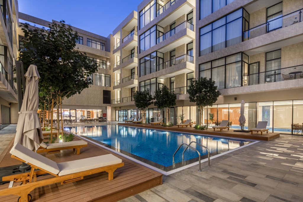 Features that ideal compounds in Riyadh should have