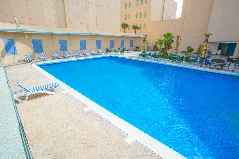 Swimming Pool (Outdoor)