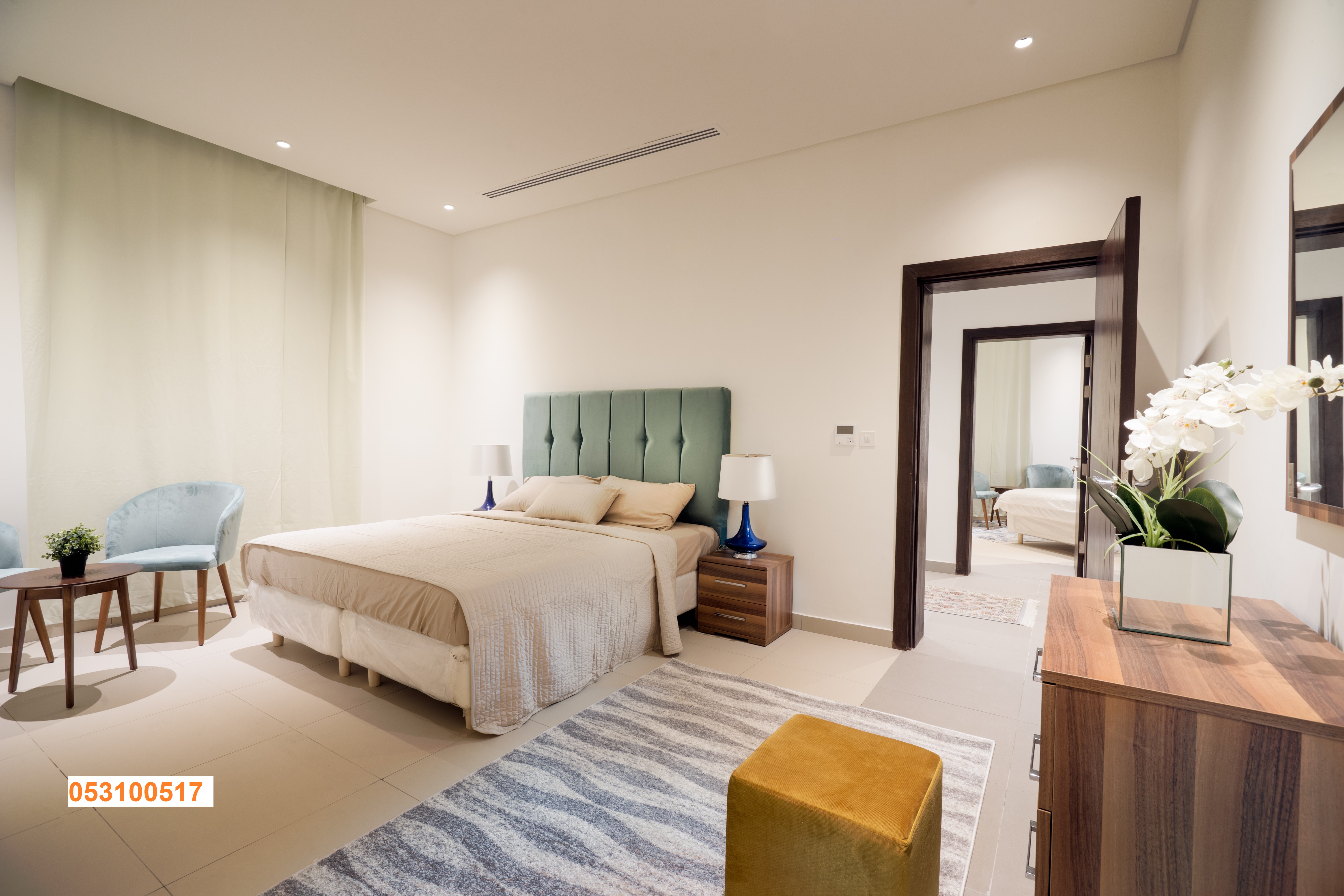 Master Bed (2-bedroom unit)