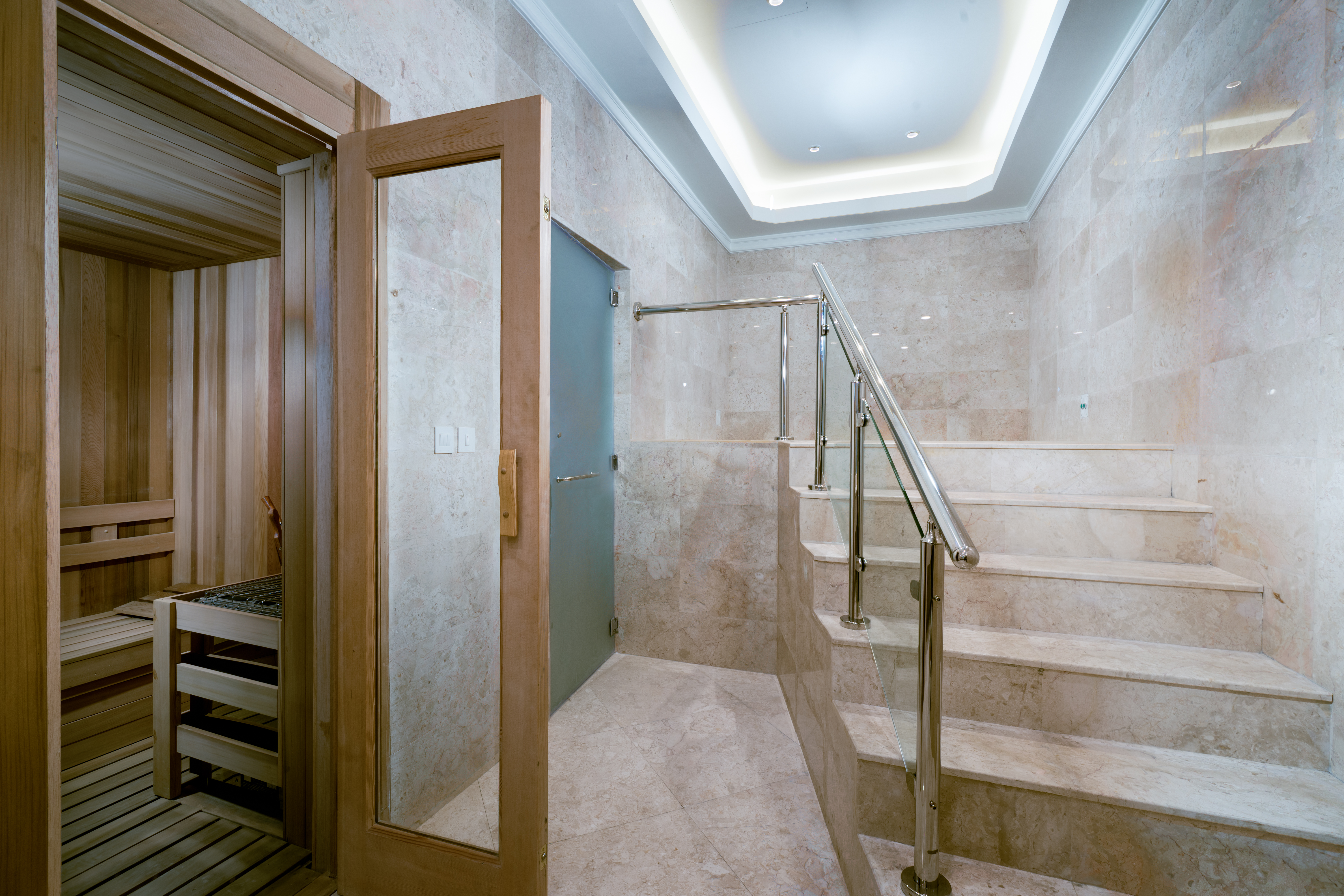 Sauna / Steam & Jaccuzi