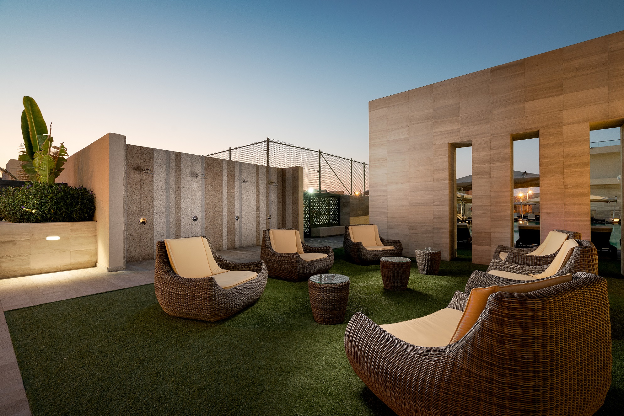 Outdoor Lounges