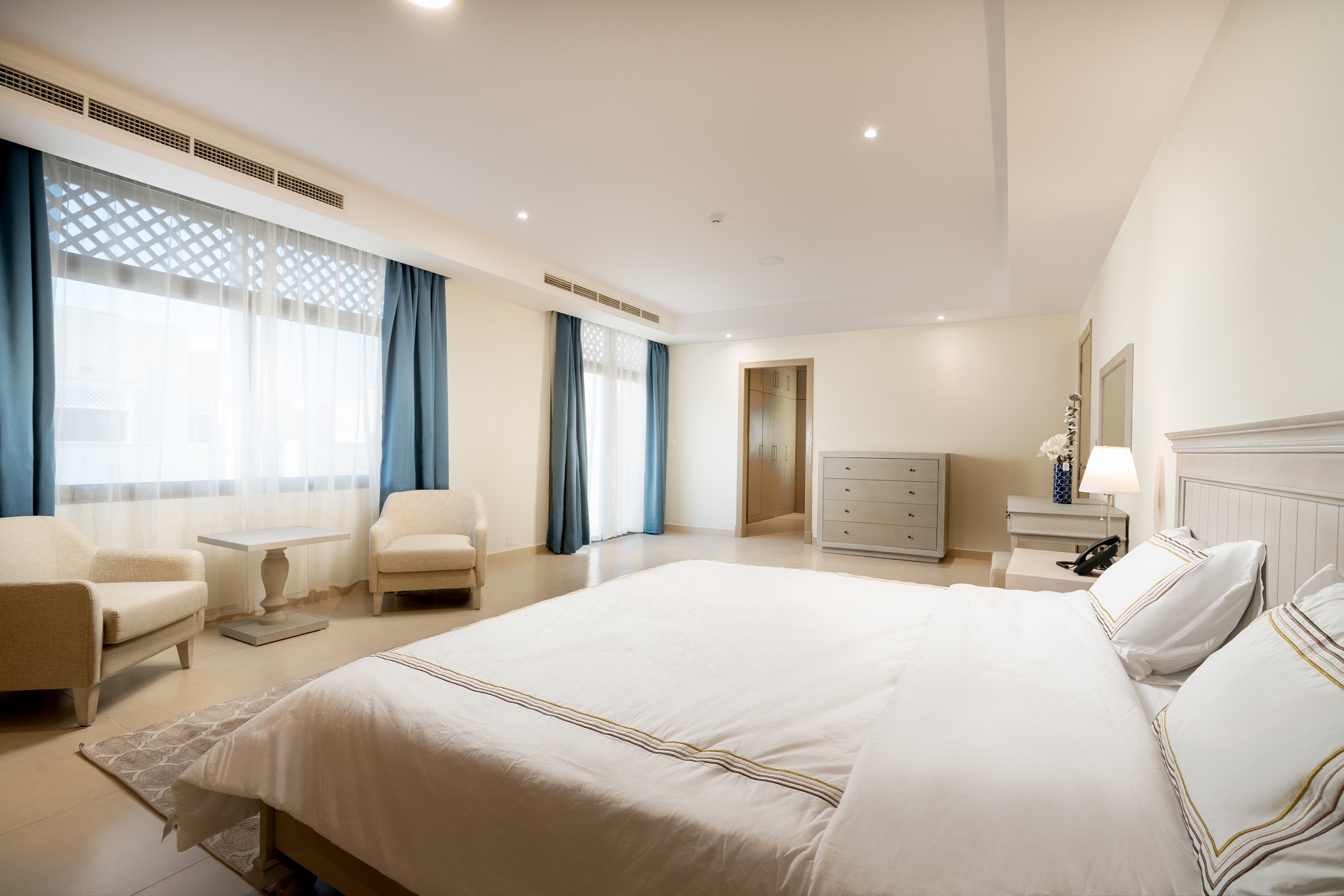 Master Bedroom 4BV