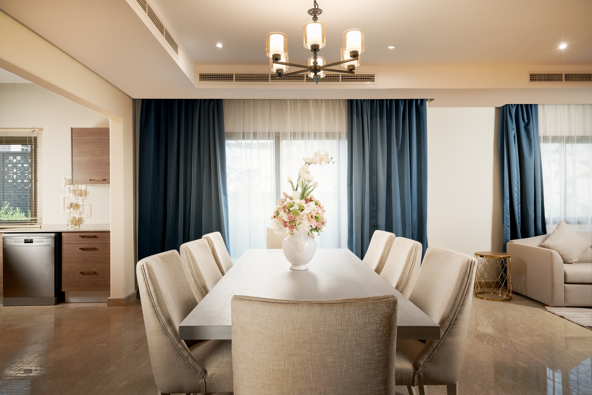 Dining - 4BV
