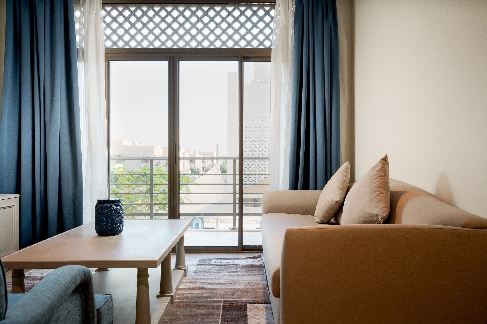 Upper floor lounge - 4BV
