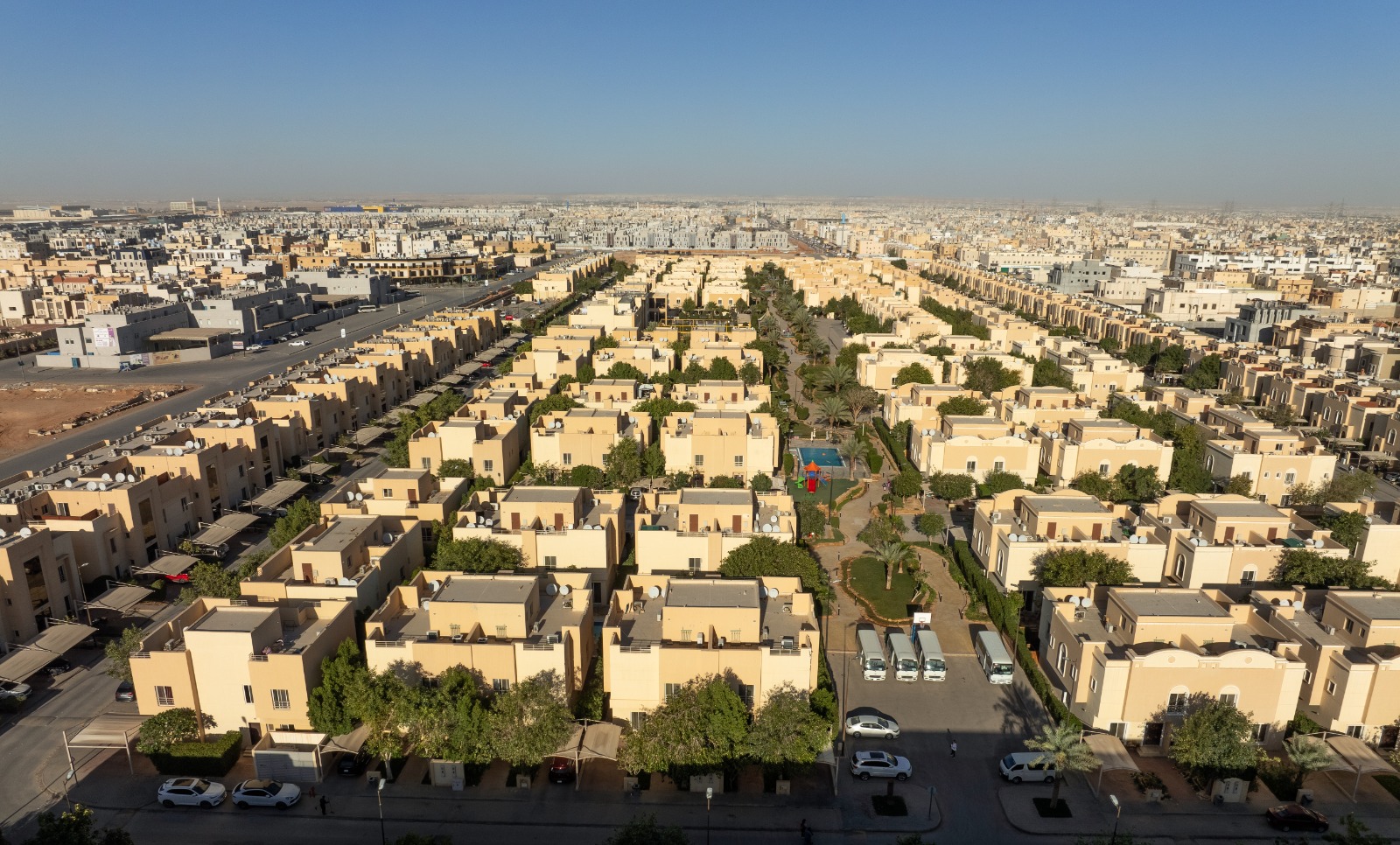 Azure Alreem Compound Riyadh | RightCompound
