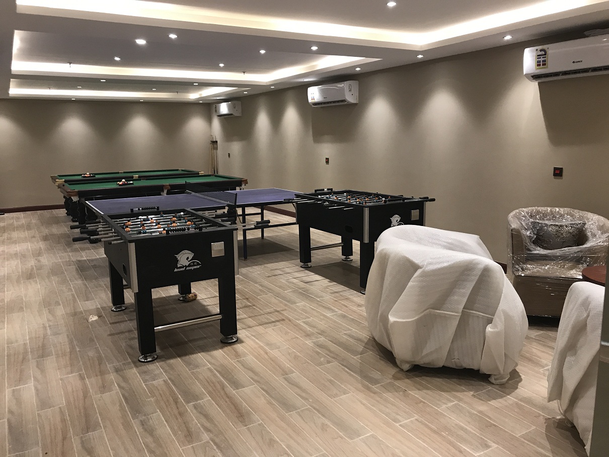 Billiard tables and Tennis tables 