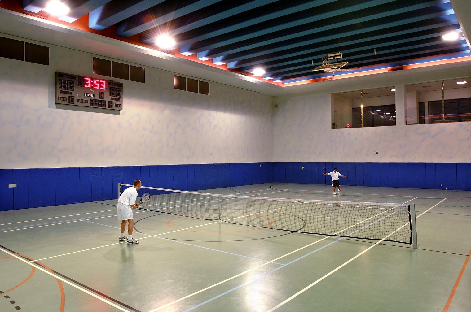 Indoor Tinnes