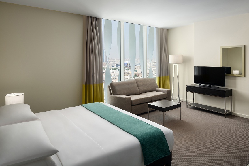 STUDIO SUITE 2