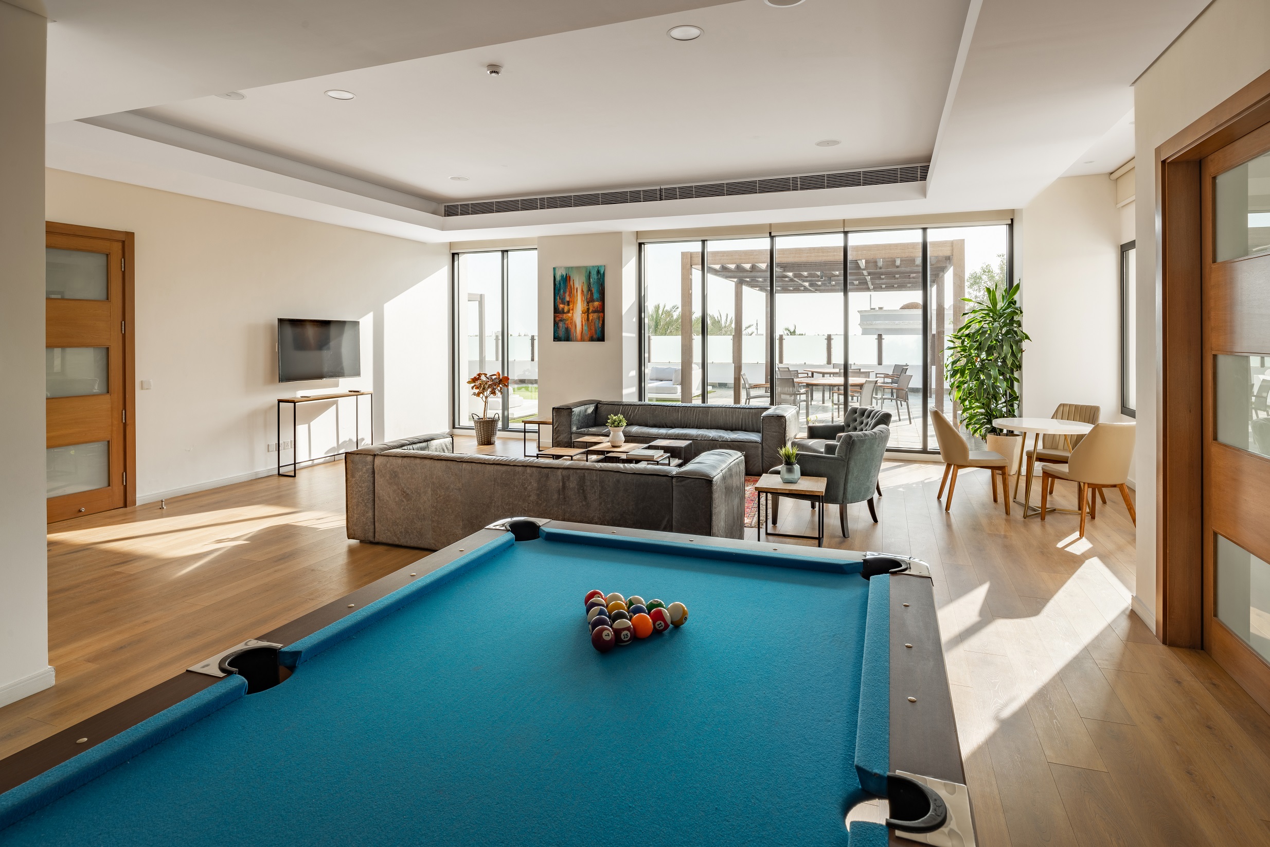 Club House 2
