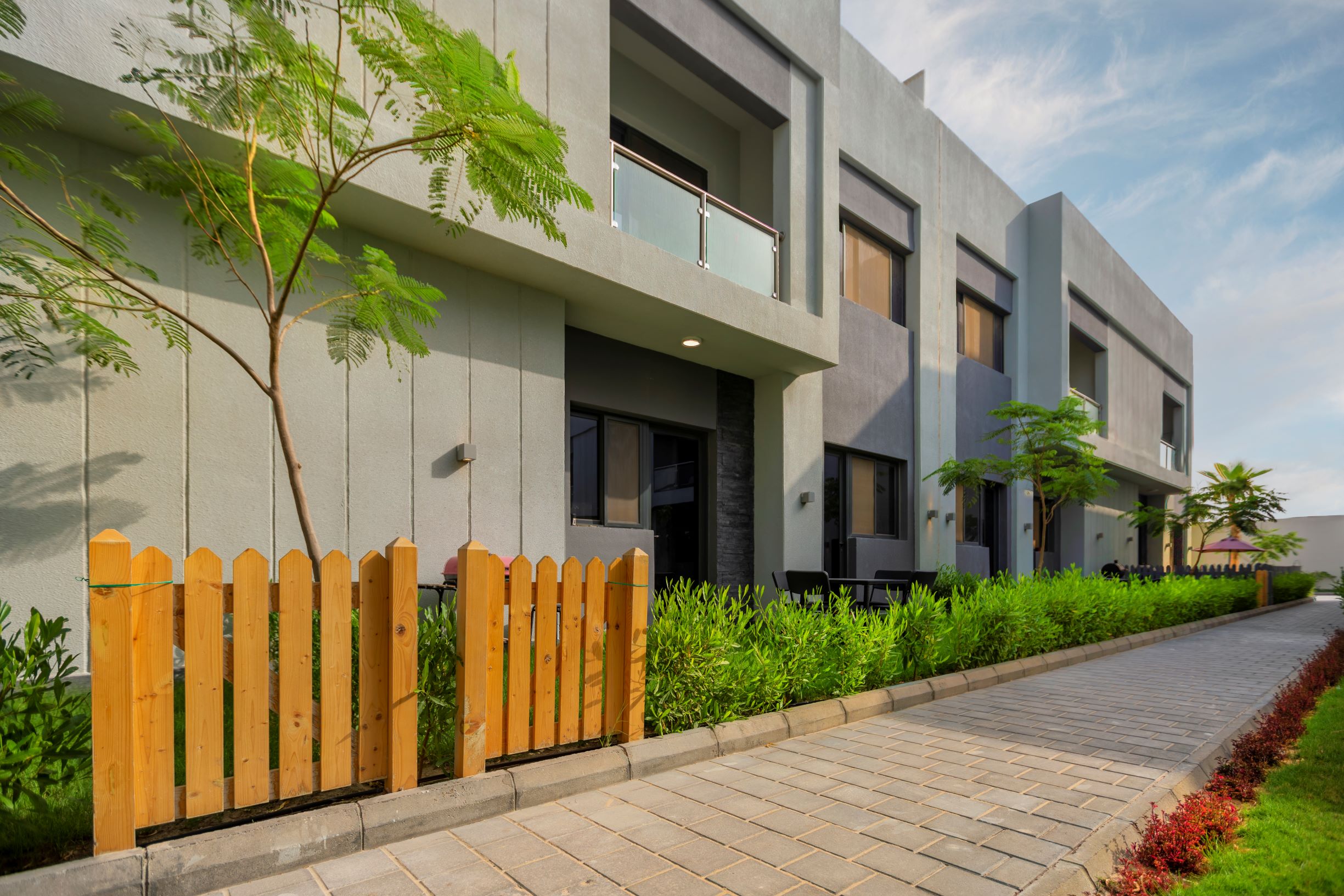 2 BR garden view
