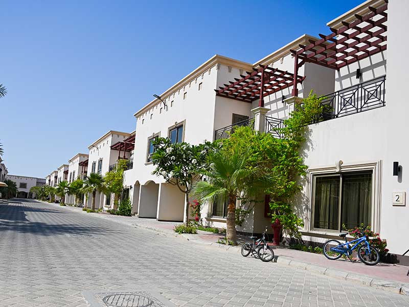 Villas & Apt 