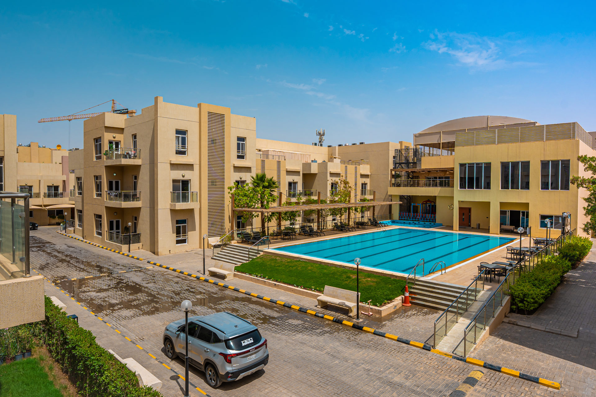 Rihab Pearl Compound 19